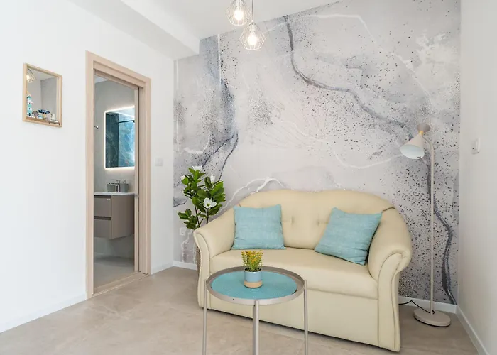 Pensionat Lucija - Waterfront With Sunbeds! Zaton (Dubrovnik-Neretva)