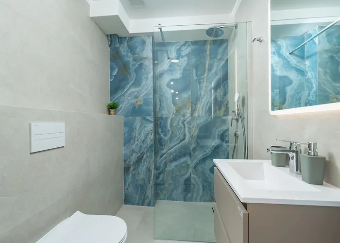 Lucija - Waterfront With Sunbeds! Pensionat