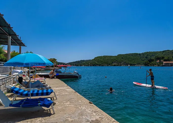 Lucija - Waterfront With Sunbeds! 4*