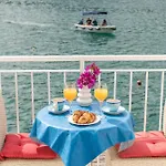 Lucija - Waterfront With Sunbeds! 4* Zaton (Dubrovnik-Neretva)