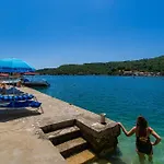 Lucija - Waterfront With Sunbeds!