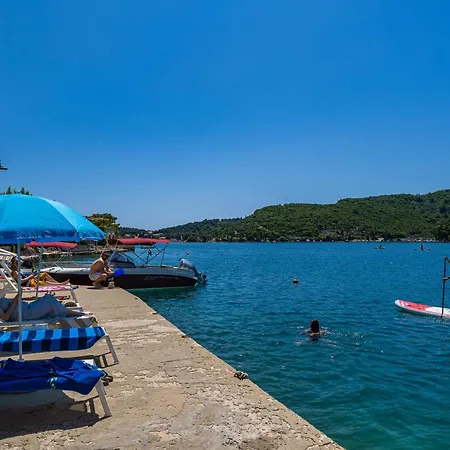 Lucija - Waterfront With Sunbeds! 4*